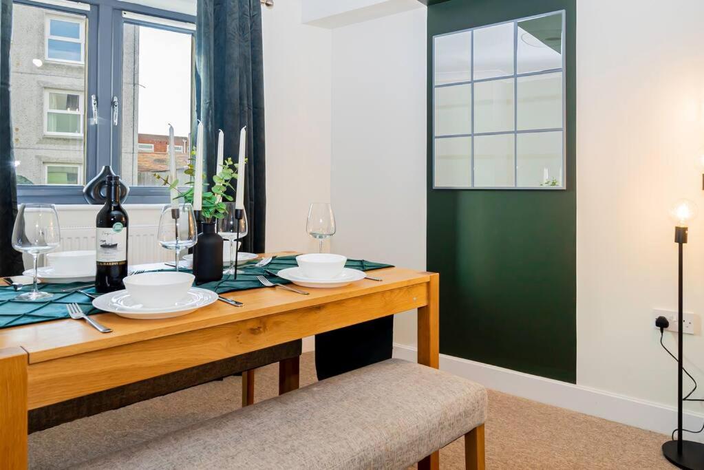 Coastal Comfort Getaway Portsmouth Ngoại thất bức ảnh